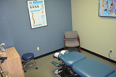 Chiropractic-Adjustment-Room